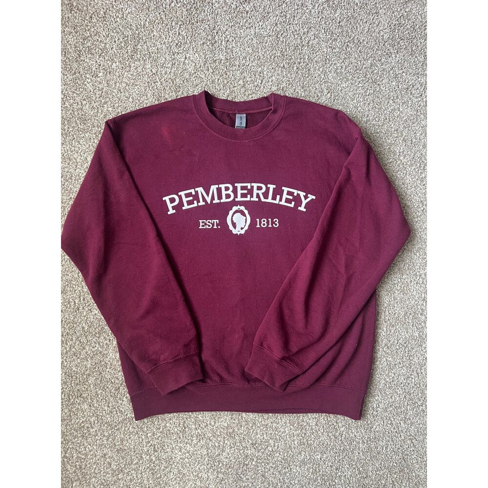 Pemberley Est‎ 1813 Sweatshirt Medium Maroon Jane Austen Crewneck